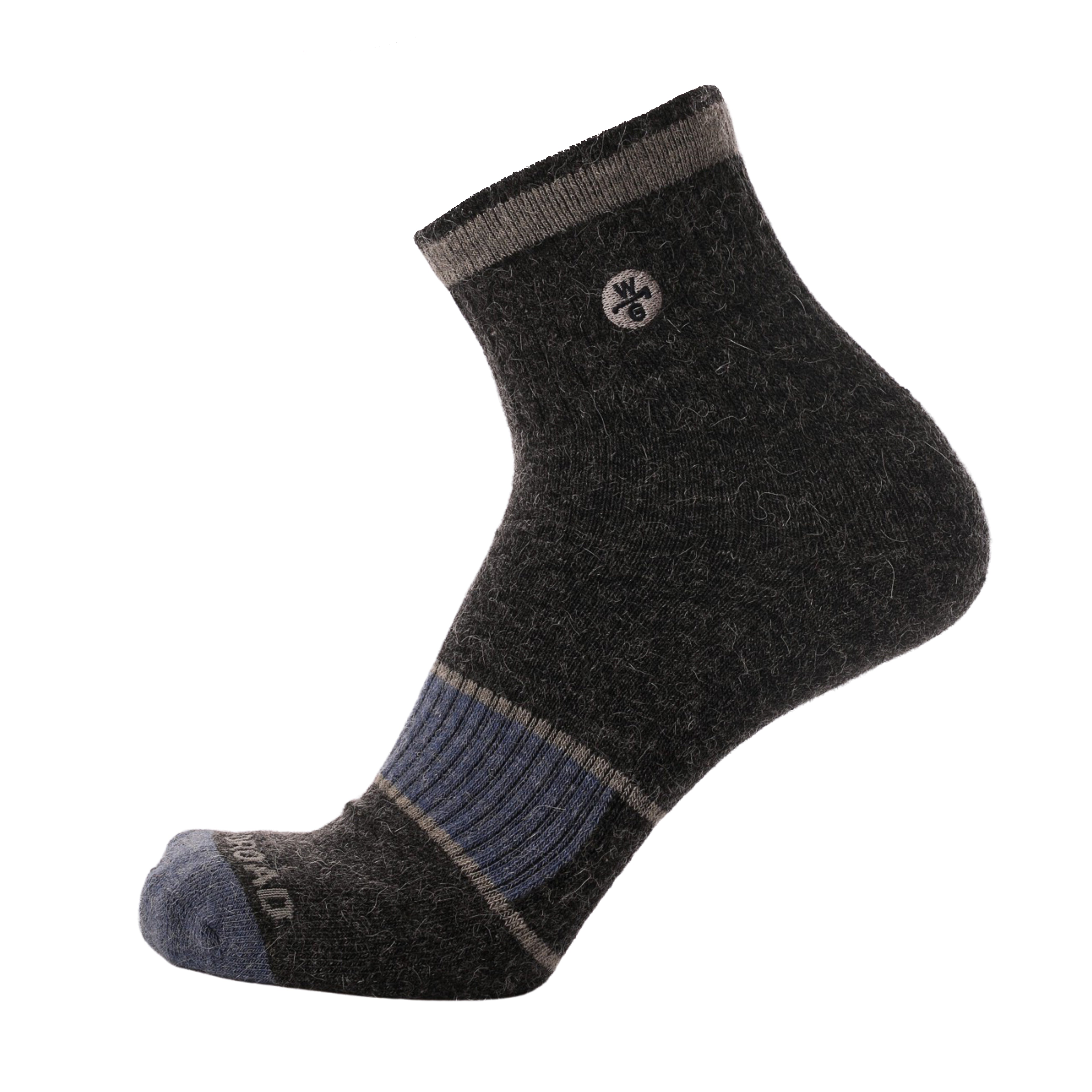 Nada Llama Quarter Socks – WOODROAD GEAR CO